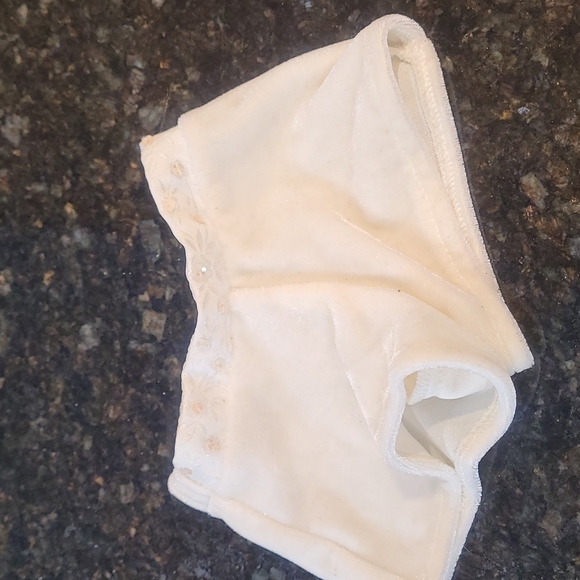 American Girl Doll Wintry Weekend Outfit - Picture 7 of 11